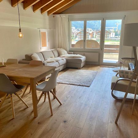 Moderne Dachwohnung Naehe Zermatt Mit Balkon 태쉬 외부 사진