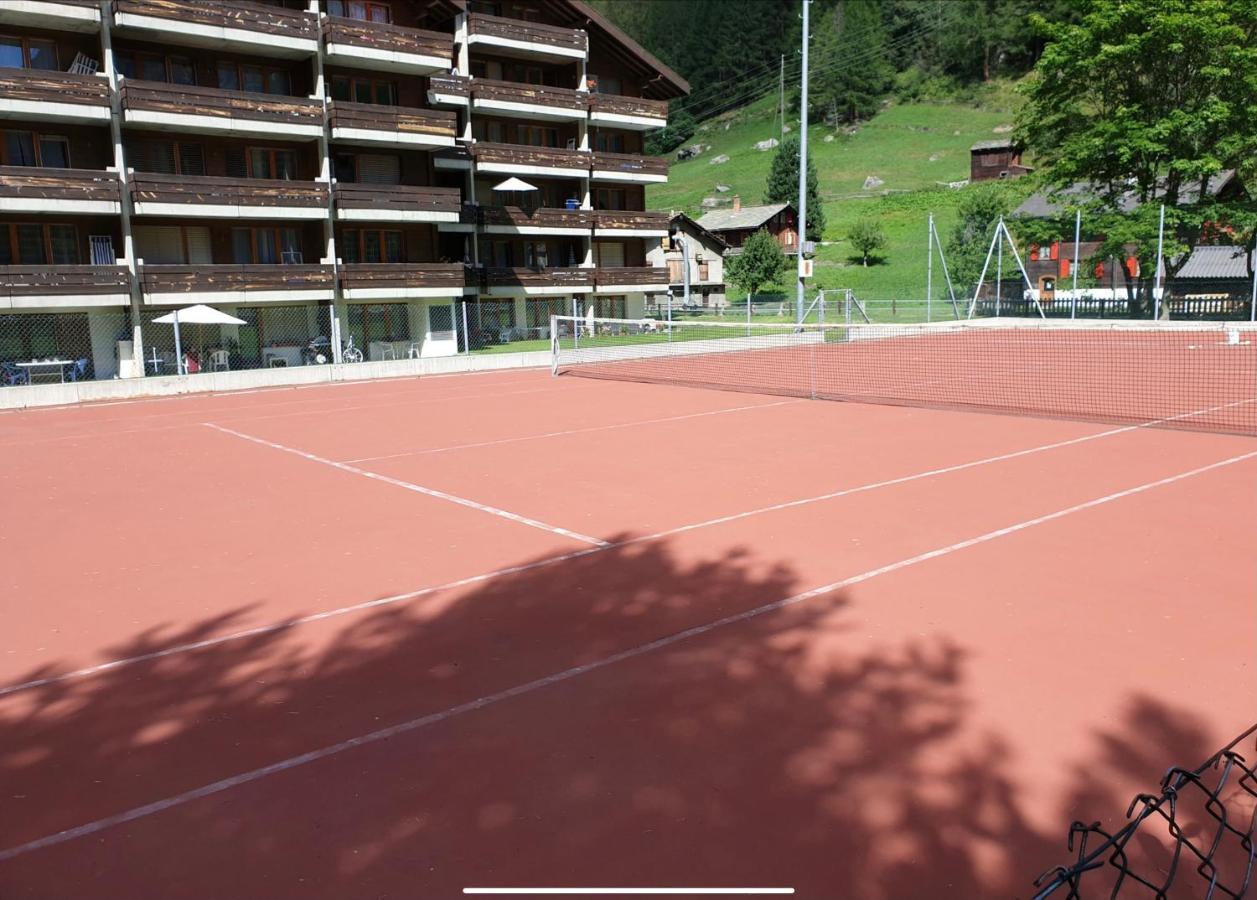 Moderne Dachwohnung Naehe Zermatt Mit Balkon 태쉬 외부 사진