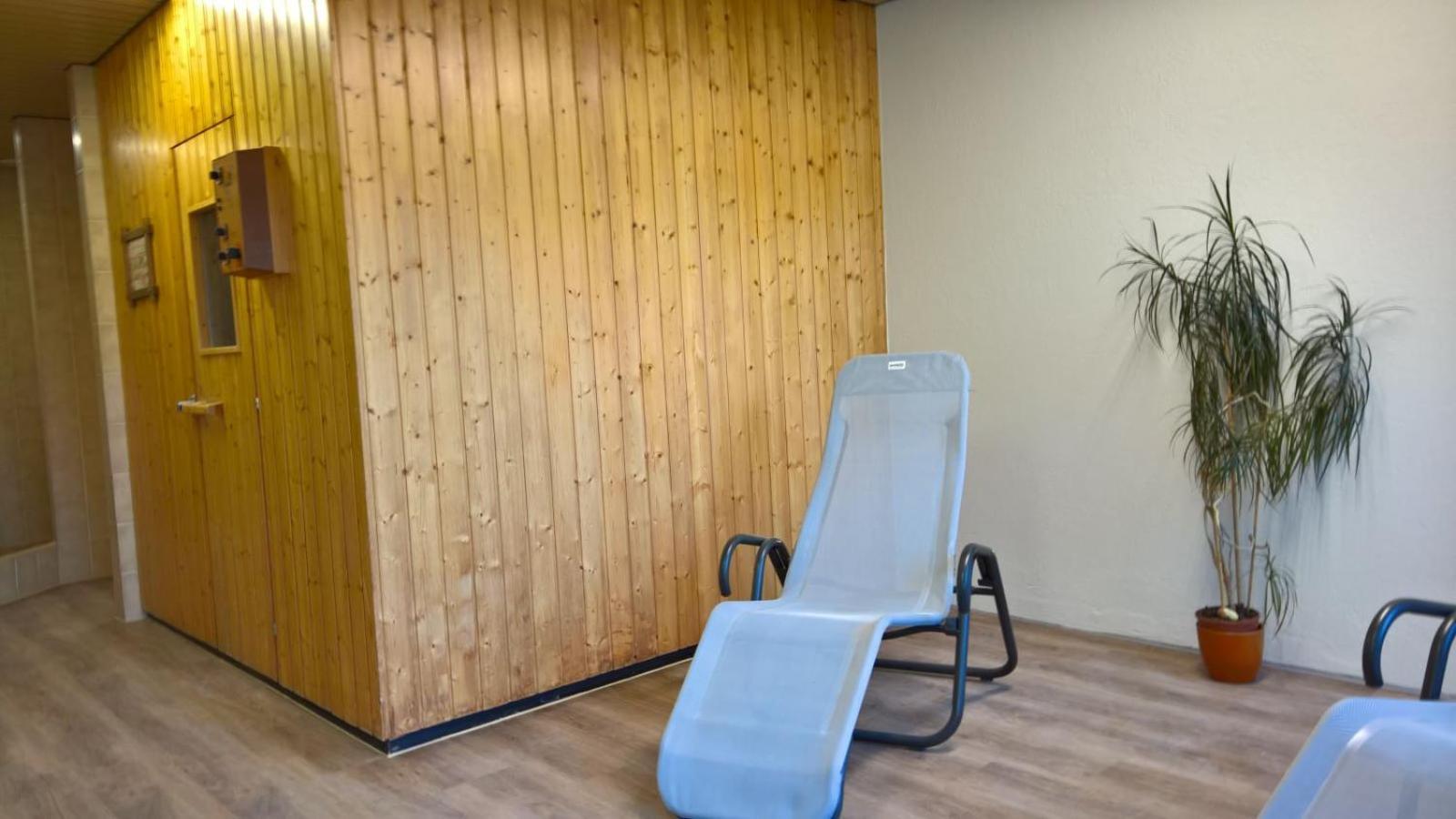 Moderne Dachwohnung Naehe Zermatt Mit Balkon 태쉬 외부 사진